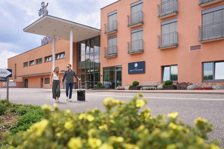Hotel Entry
