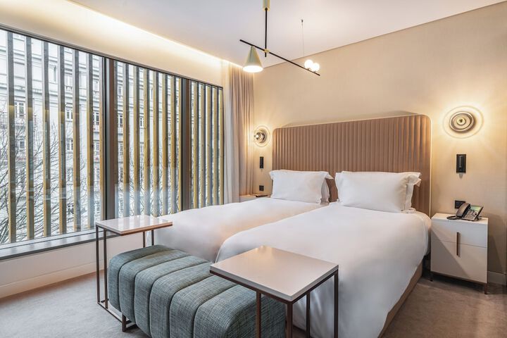 Room 21 of 113