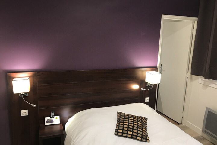 Room 21 of 44