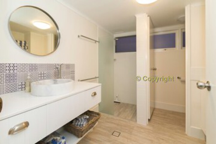 Room 3 of 19