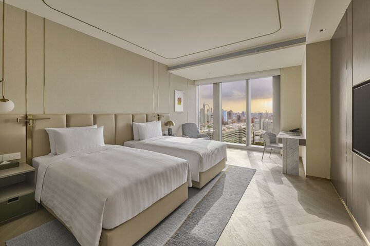 Room 10 of 91