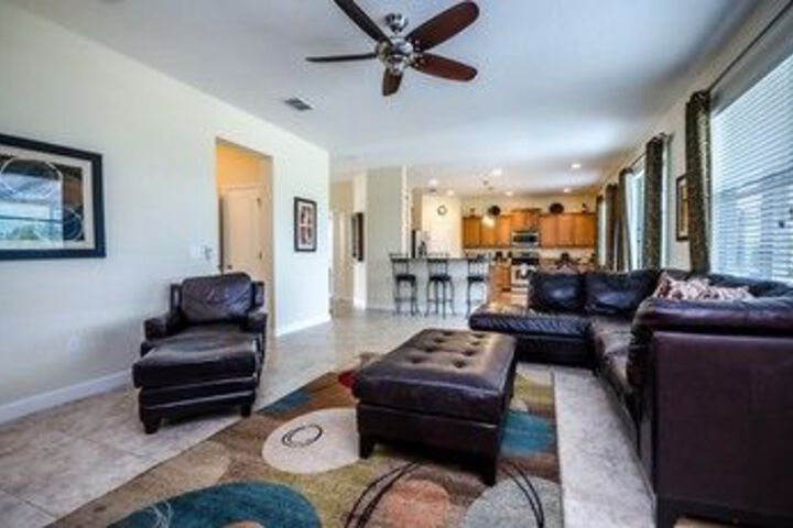Room 21 of 25