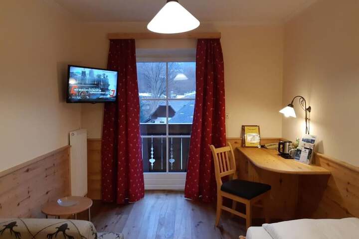 Room 16 of 61