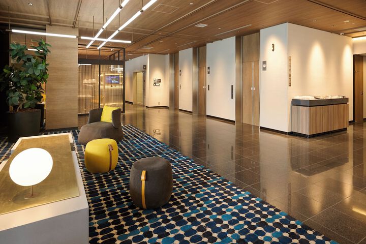 Hotel Lobby