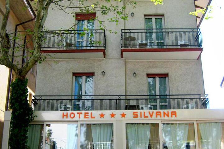 HOTEL SILVANA