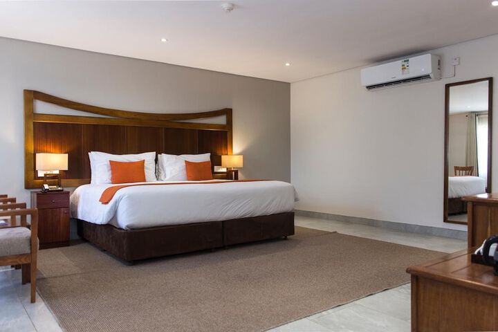 Room 10 of 96