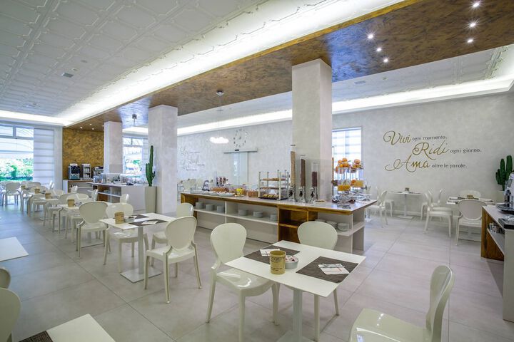 Coffee shop