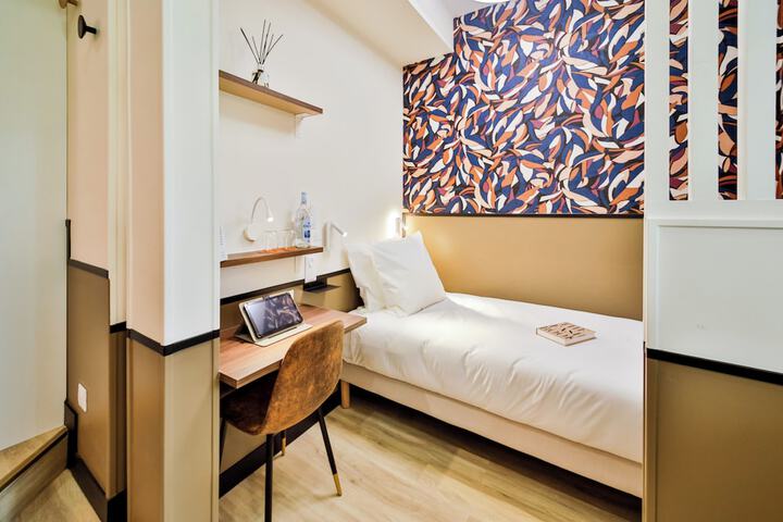 Room 10 of 57