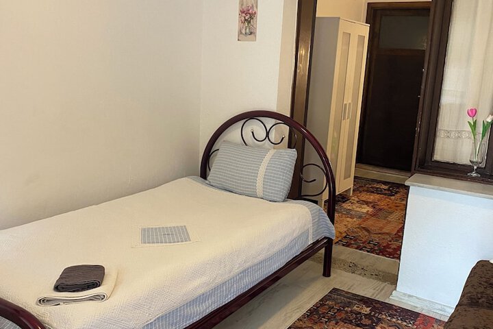 Room 32 of 113