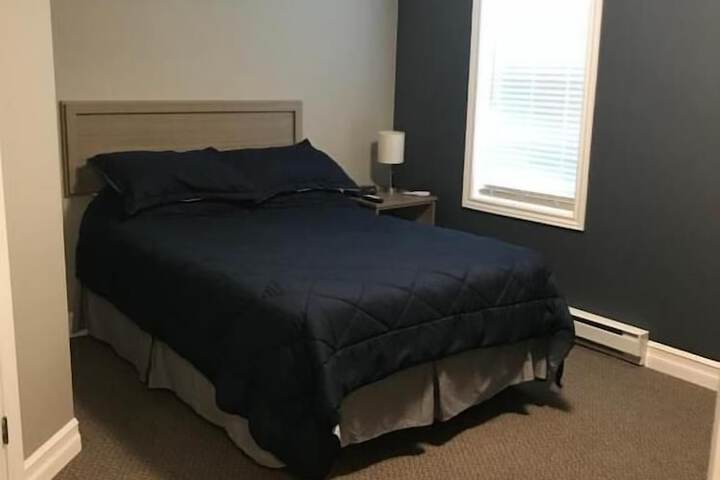 Room 11 of 28