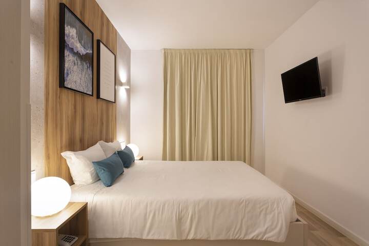 Room 3 of 26