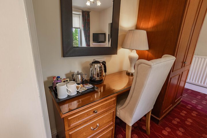 Room 32 of 122