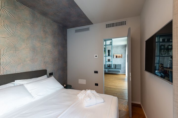 Room 21 of 127