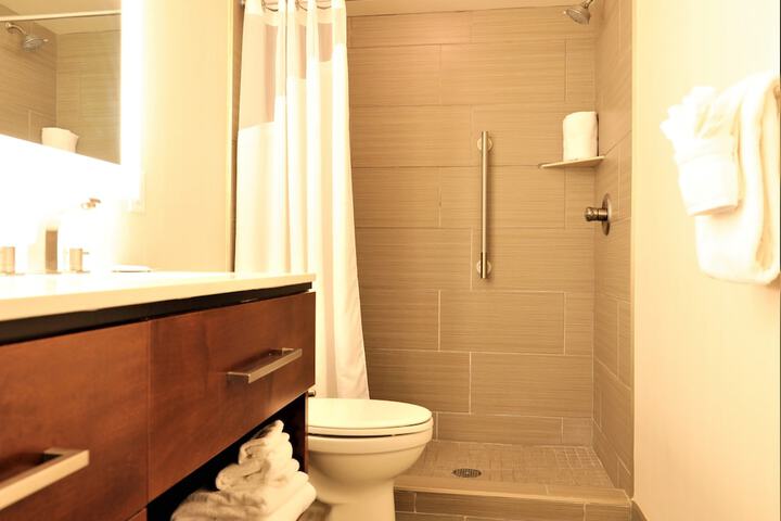 Bathroom shower