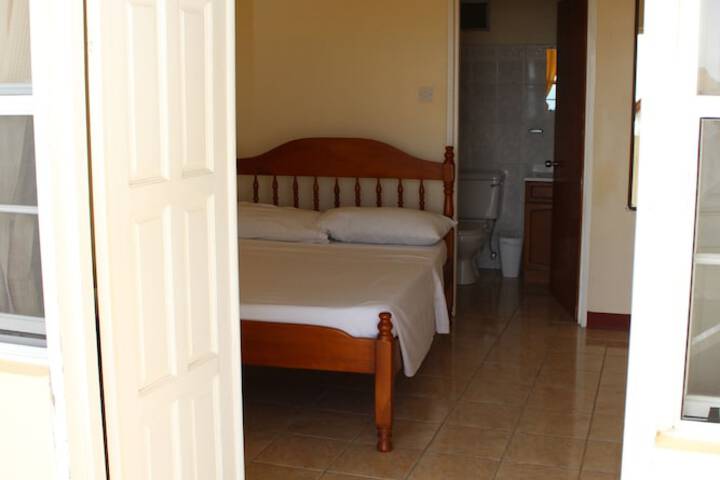 Room 7 of 70