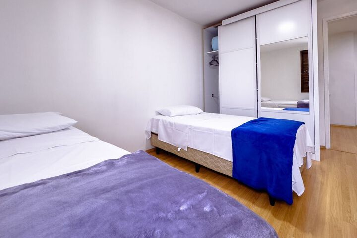 Room 28 of 32