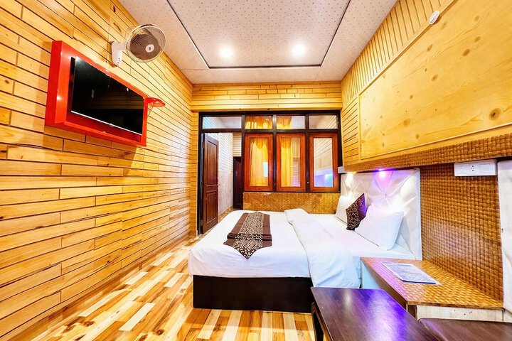 Room 21 of 48
