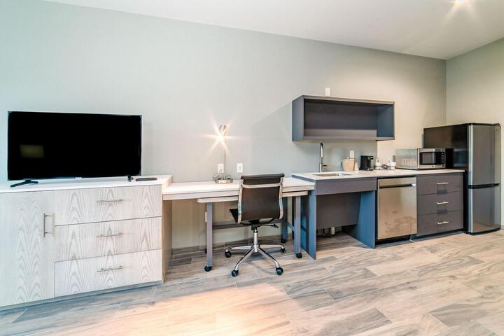 Room 3 of 31