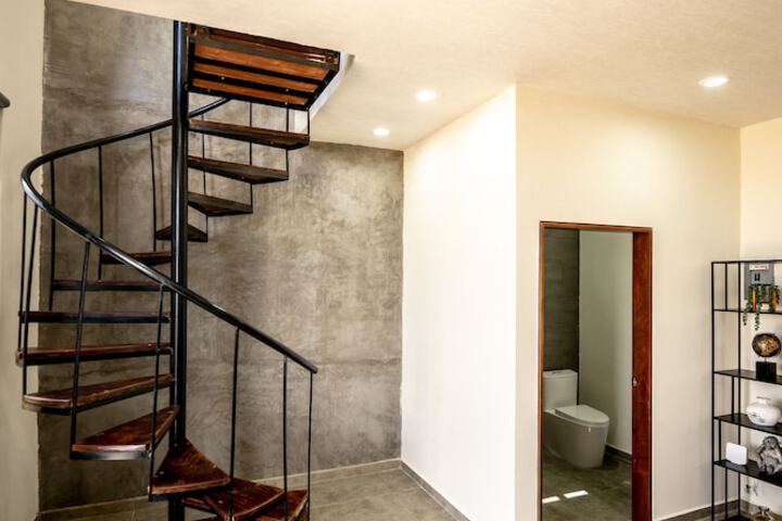 Room 10 of 22