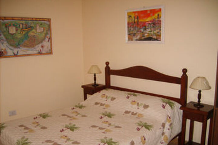 Room 13 of 20