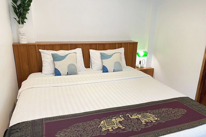 Room 3 of 34