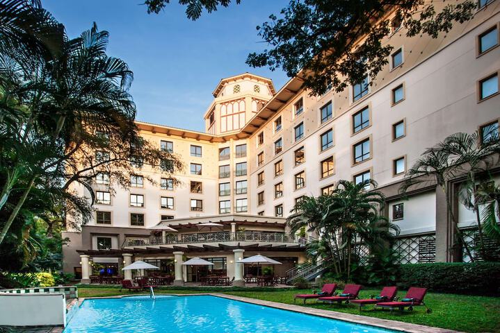 Hotel with Pool
