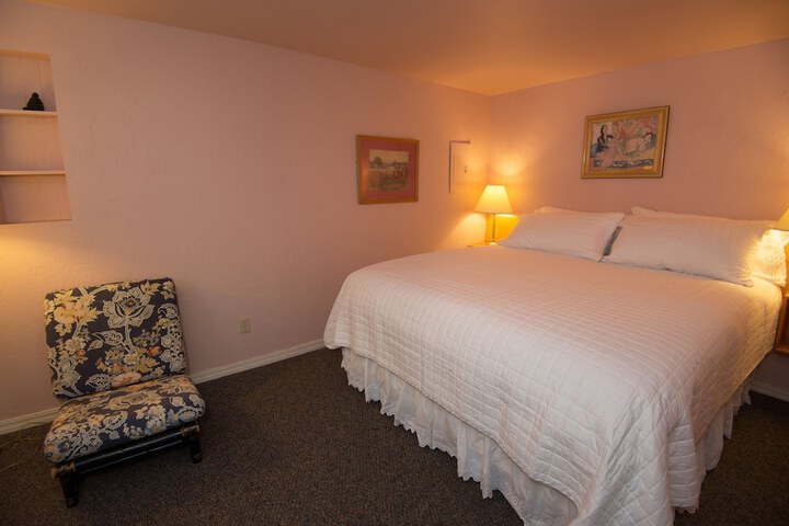 Room 13 of 60