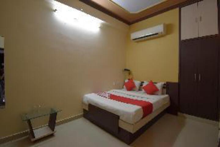 Room 16 of 23
