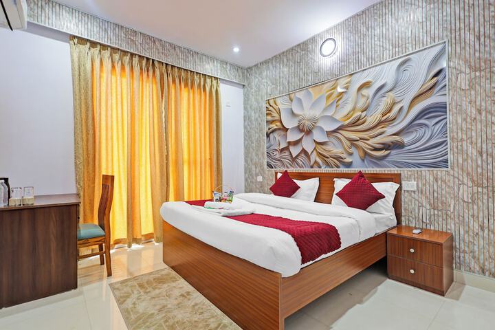 Room 6 of 32