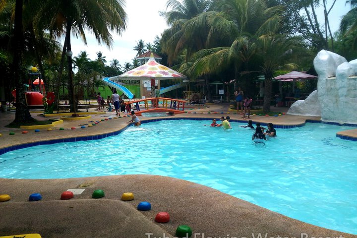 Pools & Facilities