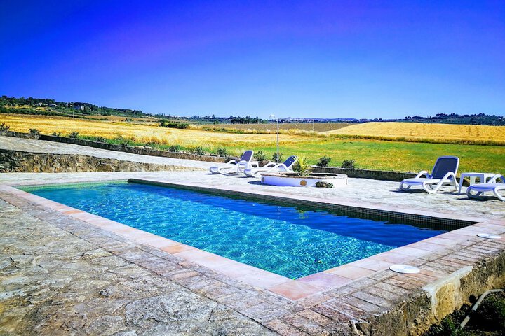 Pool 41 of 79