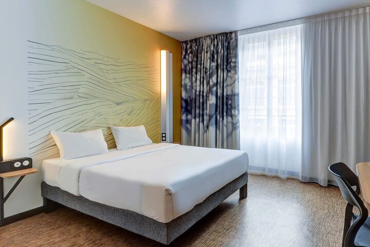 B & B HOTEL Dijon Centre in Dijon
