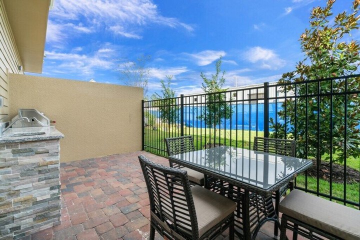 Terrace/Patio 22 of 40