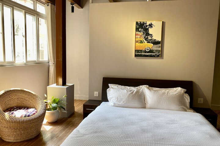 Room 53 of 127