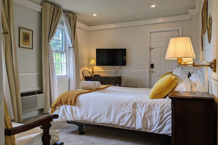Room 162 of 258