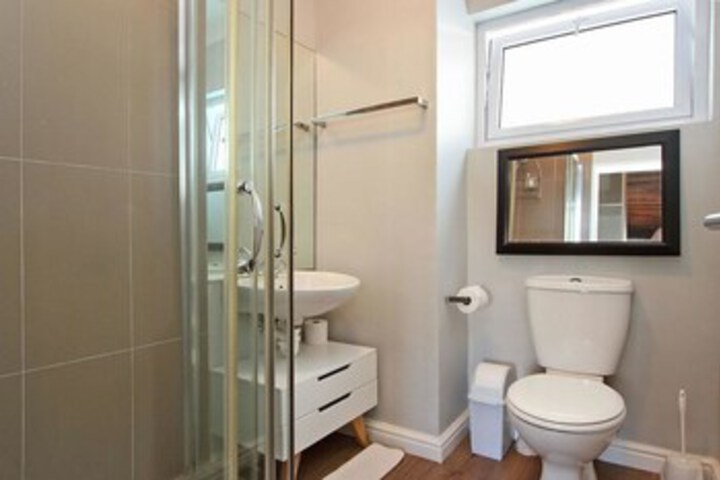 Room 4 of 21
