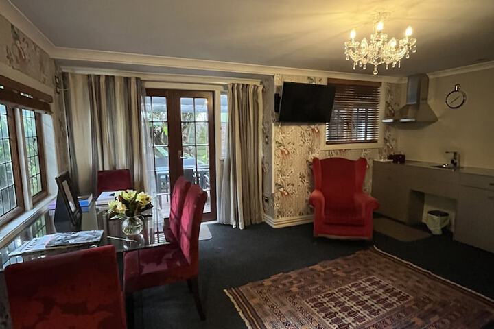 Room 12 of 40