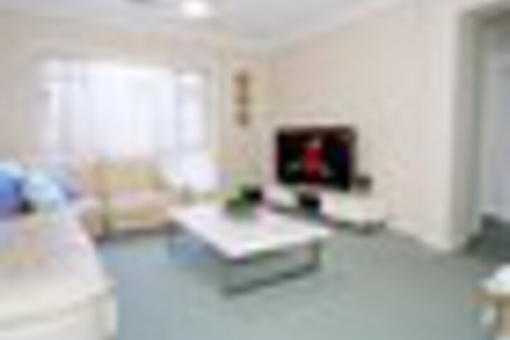 Room 35 of 78