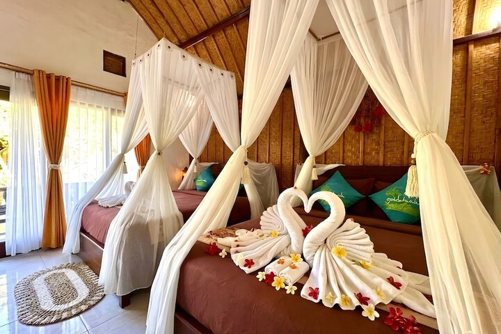 Room 10 of 53