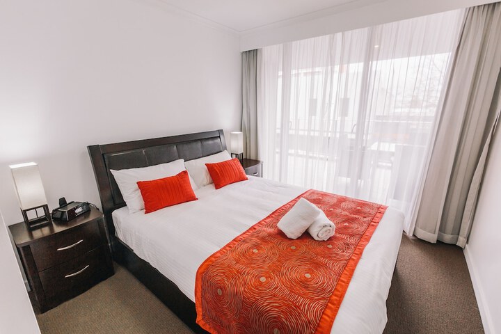 Room 4 of 31