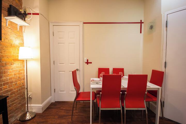 Room 98 of 125