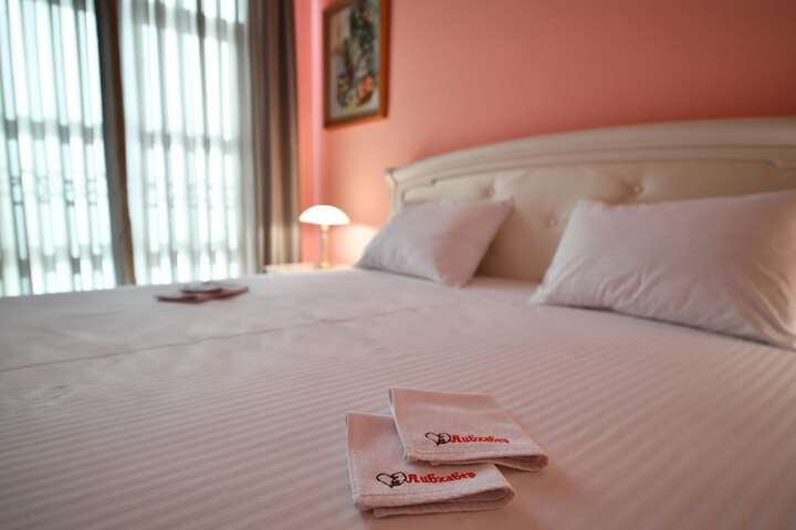 Room 20 of 29