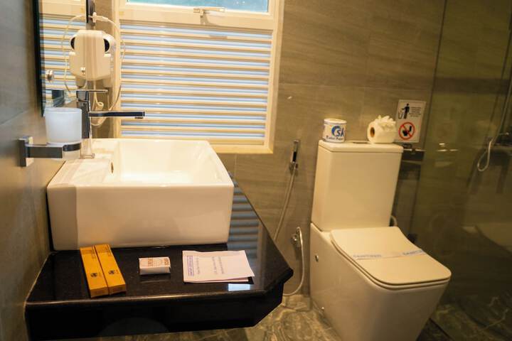 Room 30 of 44