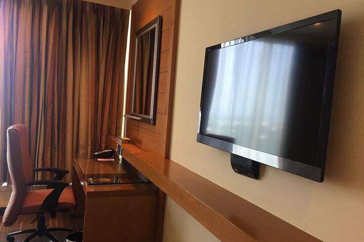 Room 21 of 43