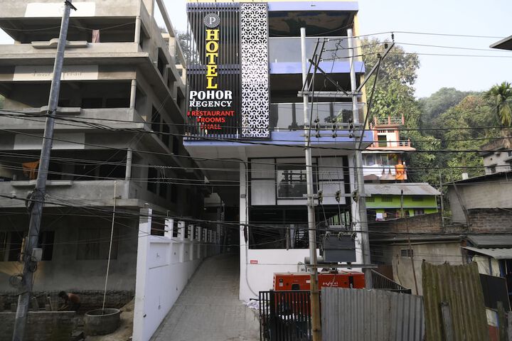 Hotel Pohor Regency Near Kamakhya Foot Bridge