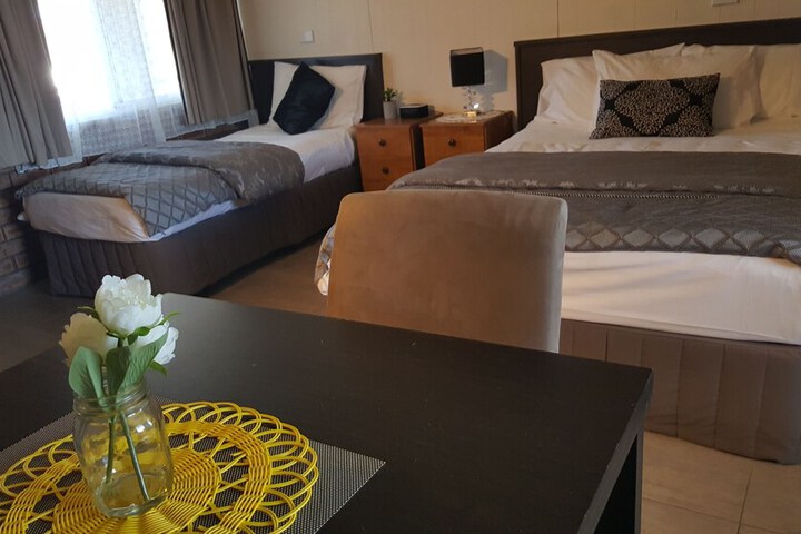 Room 6 of 62