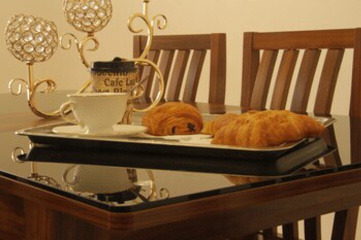 Breakfast/Coffee Service 6 of 27