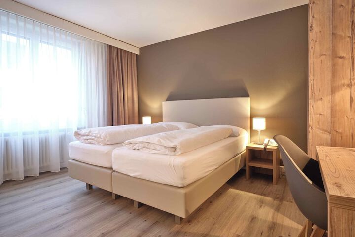 Room 15 of 41