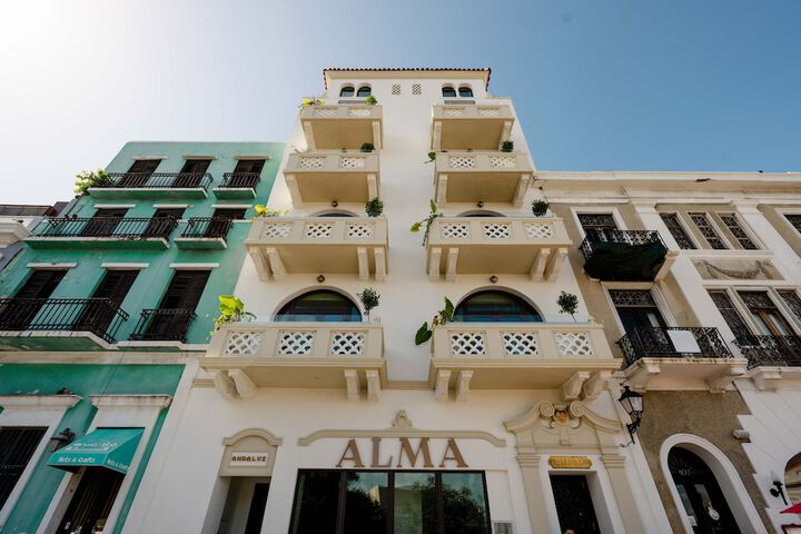 Image of Alma San Juan Puerto Rico, Autograph Collection