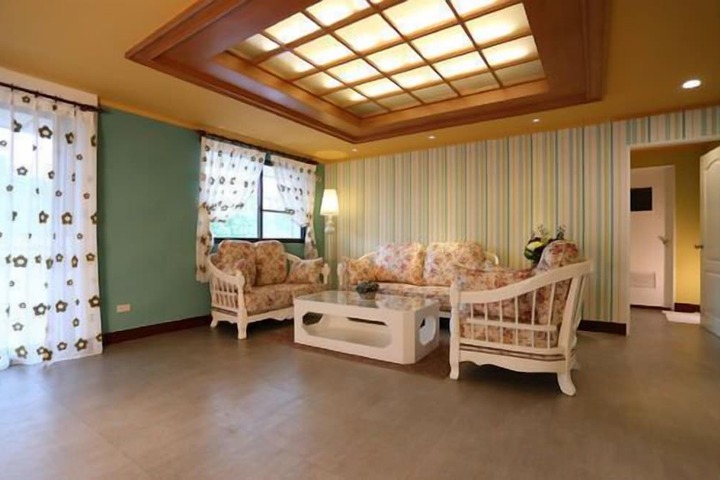 Hotel Interior 4 of 37